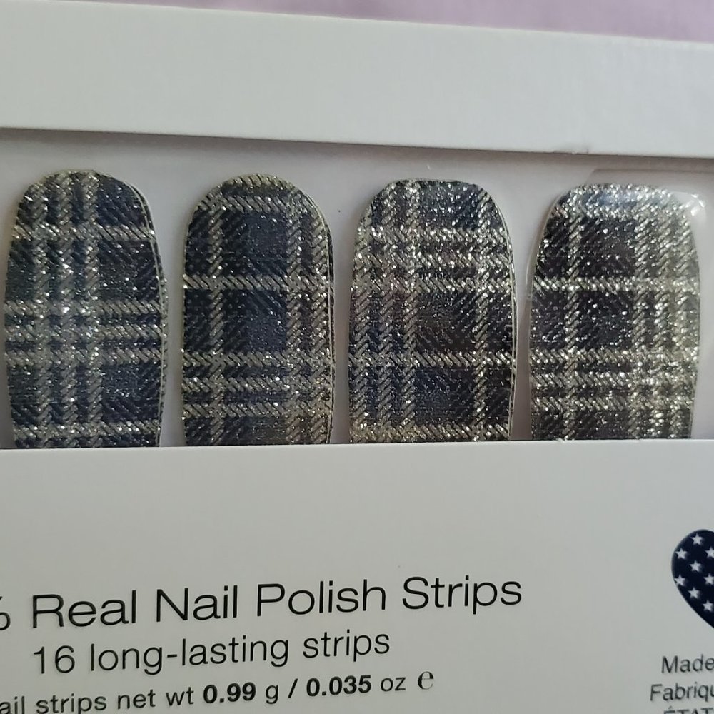 Plaid Reputation - Black/Silver Plaid Glitter Nail Polish Strips